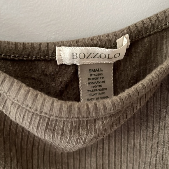 Bozzolo Super Soft Green Crop Tank Top - Picture 5 of 5